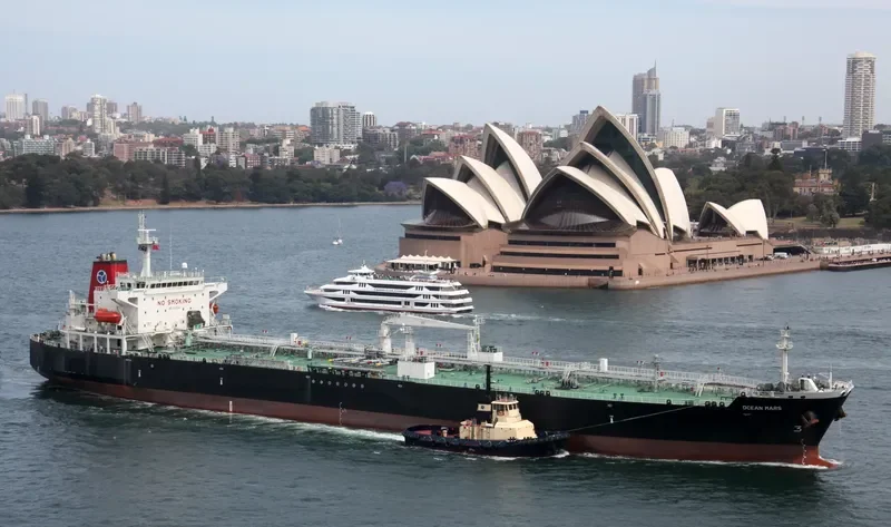 OCEAN MARS Tanker IMO 9308144 photo 6