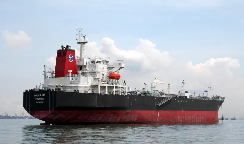 EASTERN KALMIA Tanker IMO 9308156 photo 8