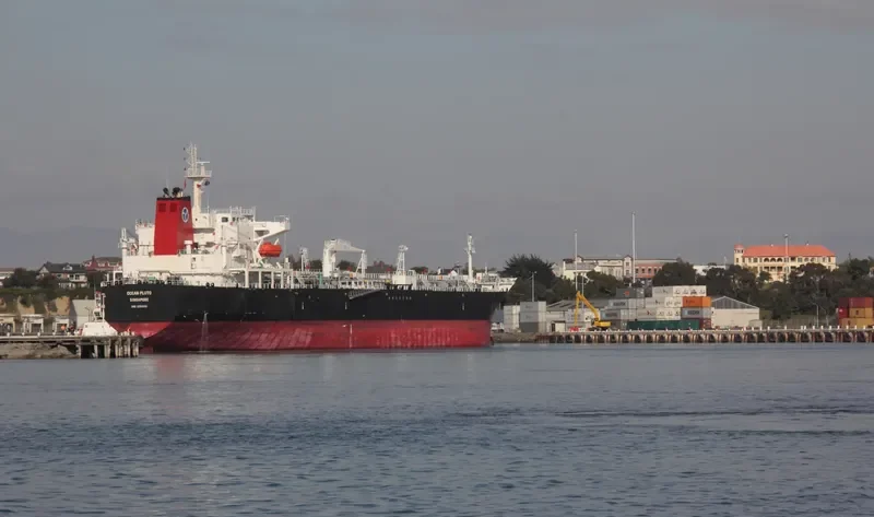 EASTERN KALMIA Tanker IMO 9308156 photo 10
