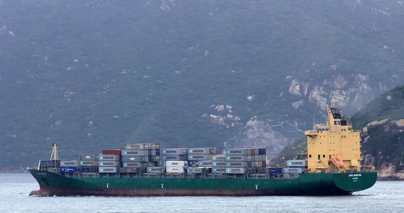 CAPE MORETON Container Ship IMO 9308405 photo 7