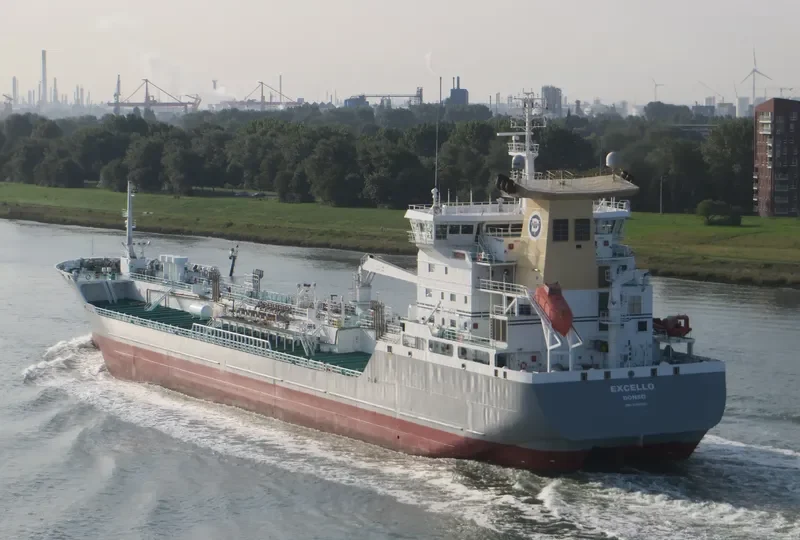 EXCELLO Tanker IMO 9308558 photo 8