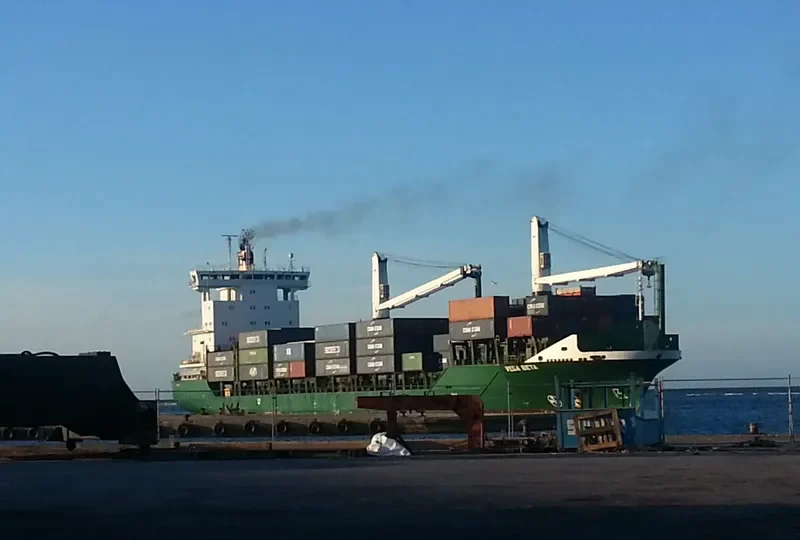 CONTSHIP FUN Container Ship IMO 9308613 photo 5