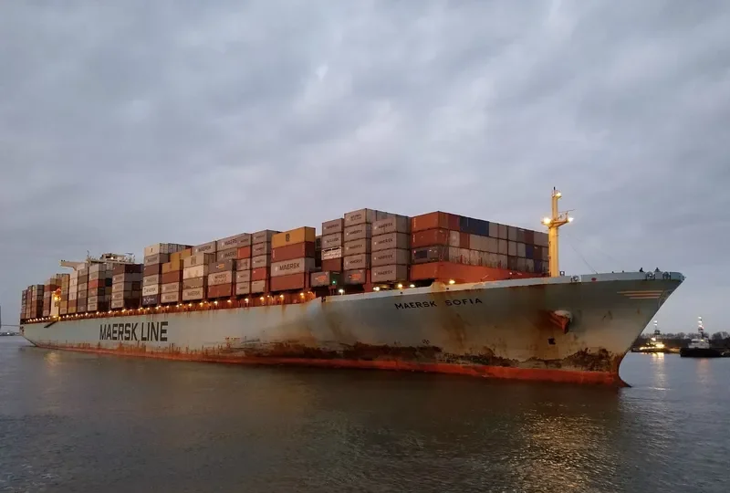 MAERSK SOFIA Container Ship IMO 9308637 photo 5