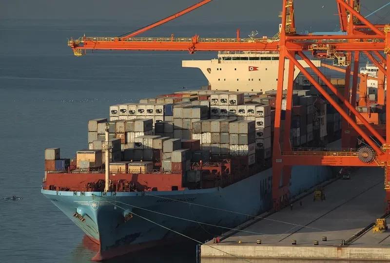 MAERSK SINGAPORE Container Ship IMO 9308649 photo 2