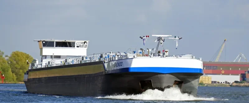 EMENDO Tanker IMO 9309095 photo 10