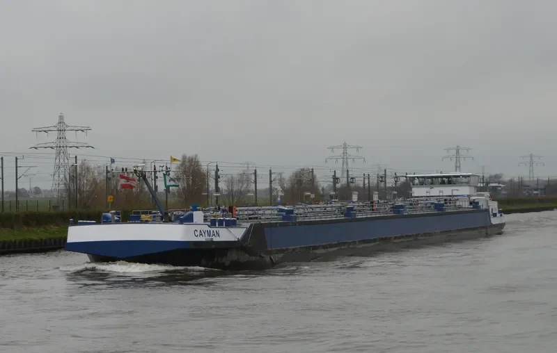 CAYMAN Tanker IMO 9309100 photo 6