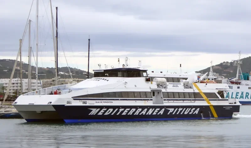 NEWQUEEN Passenger Ship IMO 9309198 photo 6