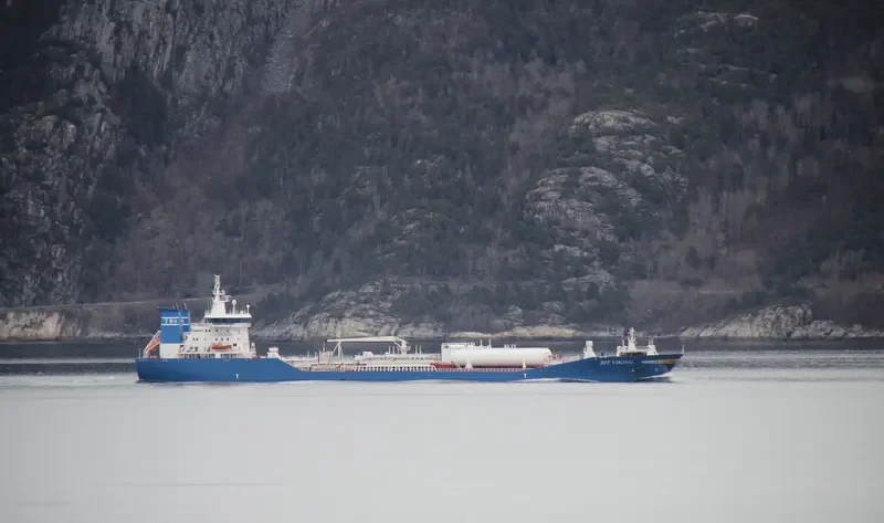 BIT VIKING Tanker IMO 9309239 photo 8