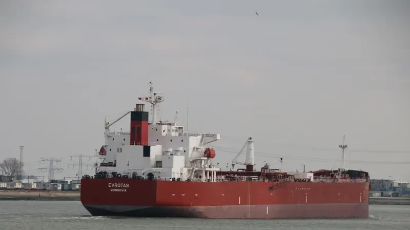 EVROTAS Tanker IMO 9309241 photo 9