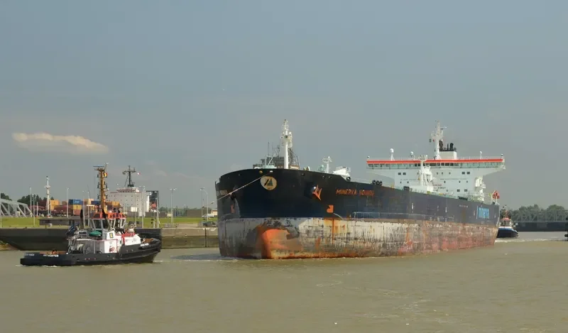 MINERVA NOUNOU Tanker IMO 9309423 photo 8