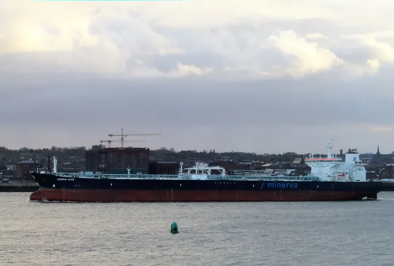 MINERVA ALICE Tanker IMO 9309435 photo 3