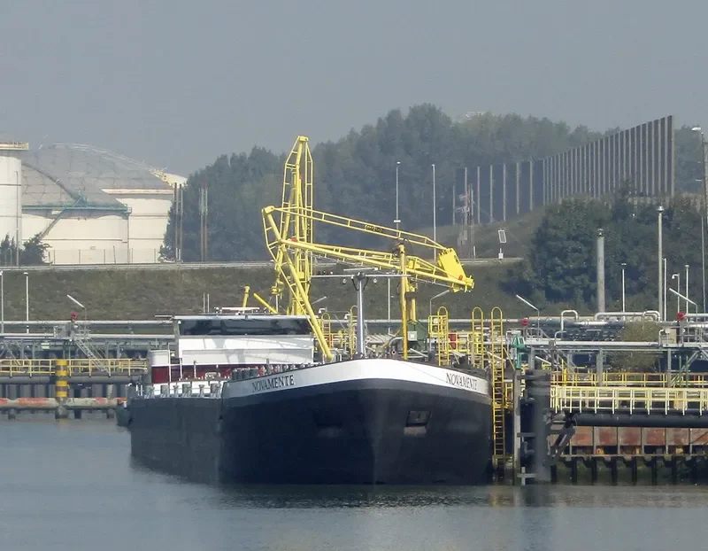 NOVAMENTE Tanker IMO 9309746 photo 3