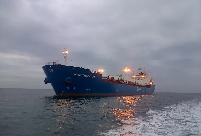 VS LISBETH Tanker IMO 9309978 photo 10
