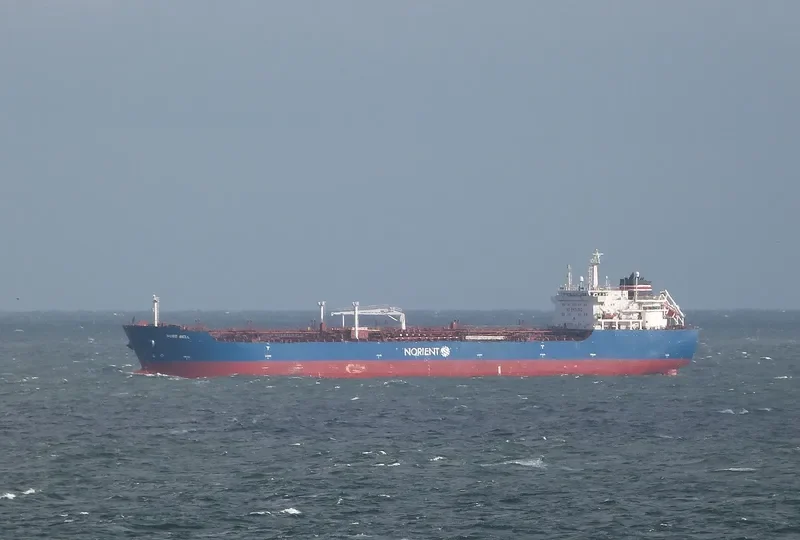 LUZERN Tanker IMO 9309980 photo 3