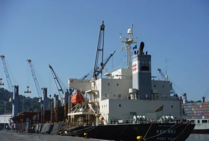 KEN REI Bulk Carrier IMO 9310006 photo 6
