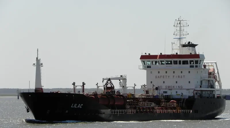 IHEM Tanker IMO 9310379 photo 4