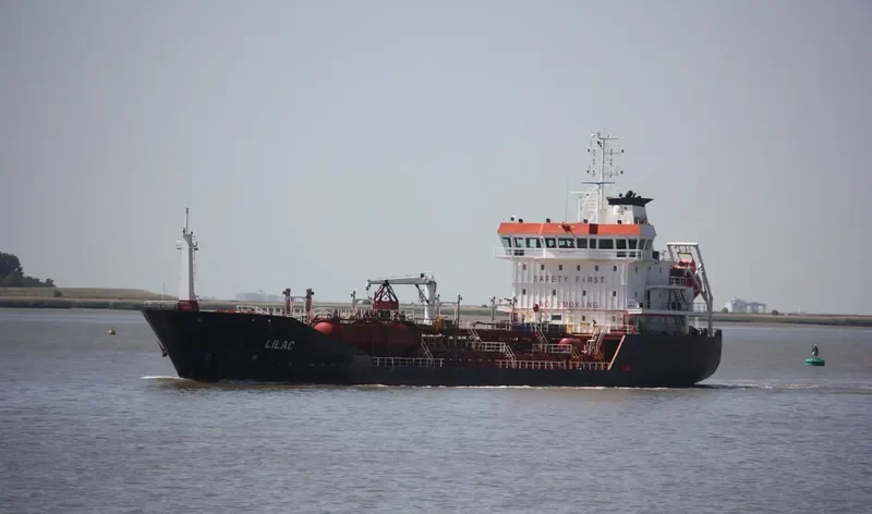 IHEM Tanker IMO 9310379 photo 6