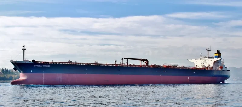 KYTHIRA WARRIOR Tanker IMO 9310525 photo 3