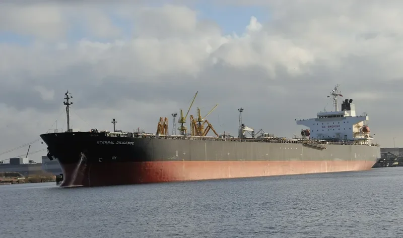 REGINA Tanker IMO 9310850 photo 9