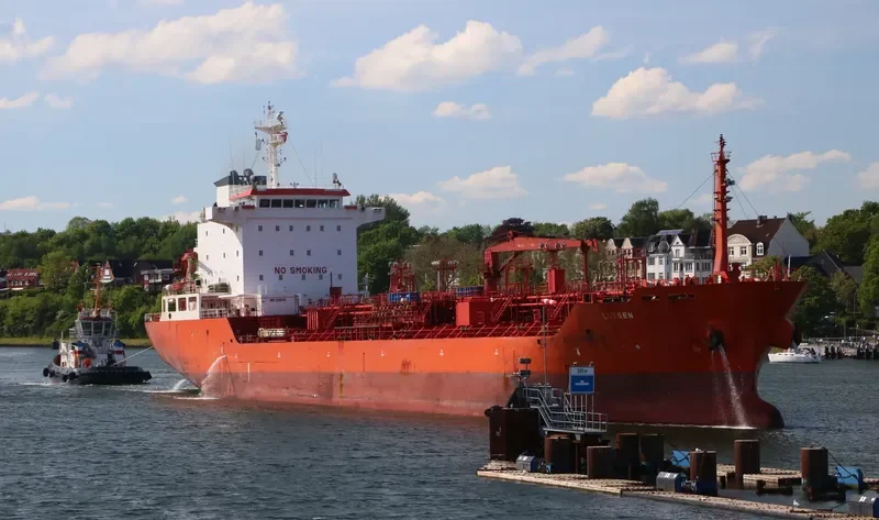 LUTSEN Tanker IMO 9311646
