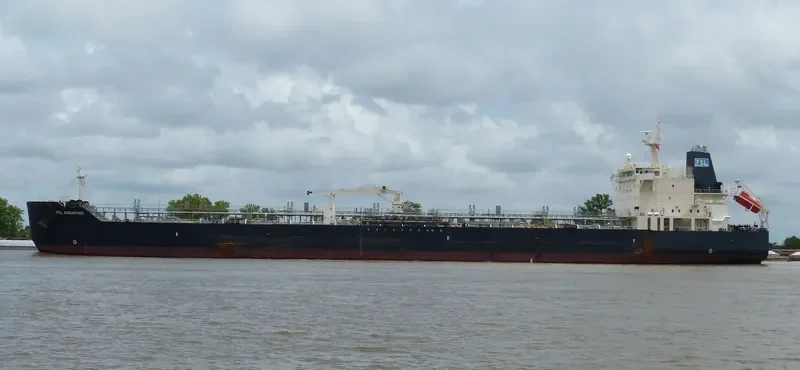 FSL SINGAPORE Tanker IMO 9311725 photo 9