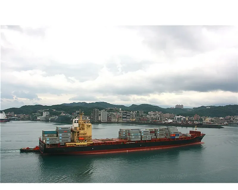 CORAL STAR Container Ship IMO 9311749 photo 9