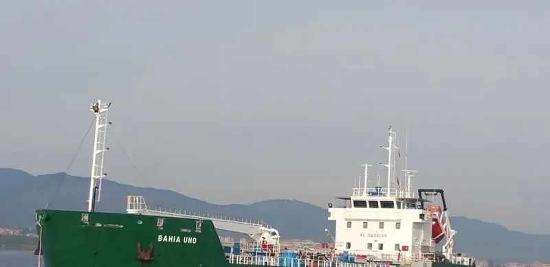 BAHIA UNO Tanker IMO 9312274 photo 2