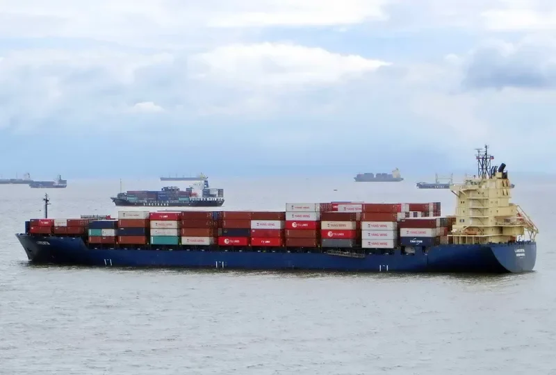 SENDANG MAS Container Ship IMO 9312432 photo 3