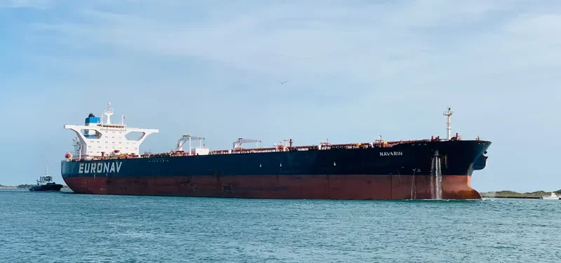 NAVARIN Tanker IMO 9312509 photo 2