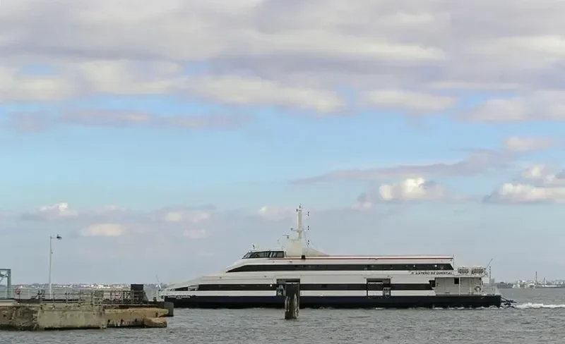 ANTERO DE QUENTAL Passenger Ship IMO 9312638 photo 2