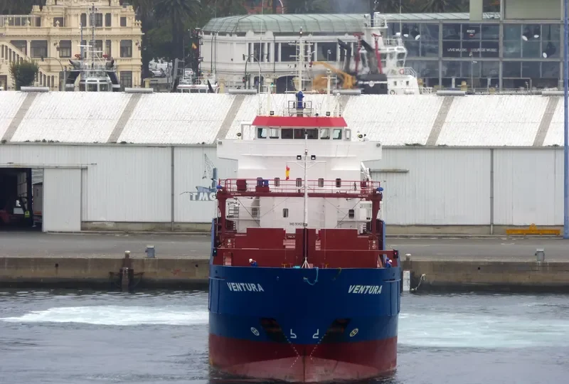 CELTIC COMMANDER General Cargo IMO 9312729 photo 8