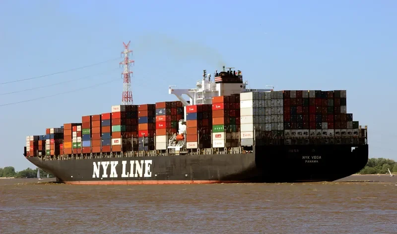 NYK VEGA Container Ship IMO 9312781 photo 6