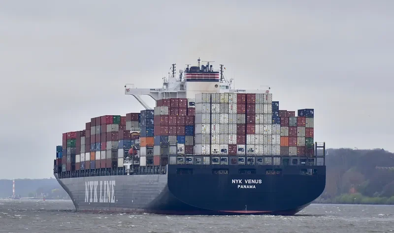 NYK VENUS Container Ship IMO 9312793 photo 4