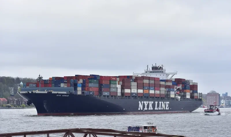 NYK VENUS Container Ship IMO 9312793 photo 5
