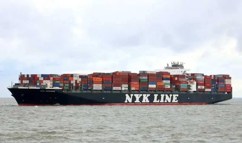 NYK OCEANUS Container Ship IMO 9312975 photo 7