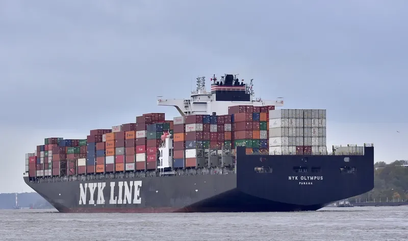 ONE OLYMPUS Container Ship IMO 9312987 photo 10