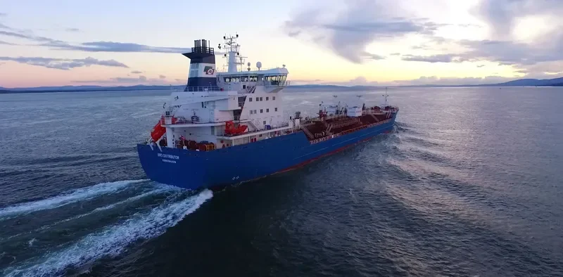 BRO DISTRIBUTOR Tanker IMO 9313113
