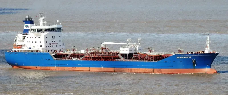 BRO DISTRIBUTOR Tanker IMO 9313113 photo 4