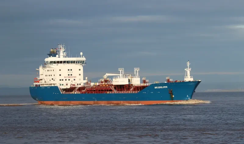 BRO DEVELOPER Tanker IMO 9313125 photo 3