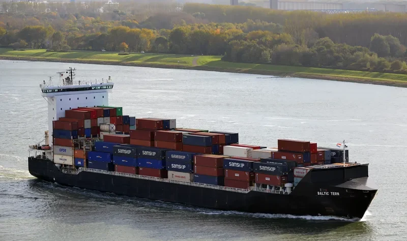 BALTIC TERN Container Ship IMO 9313199 photo 6