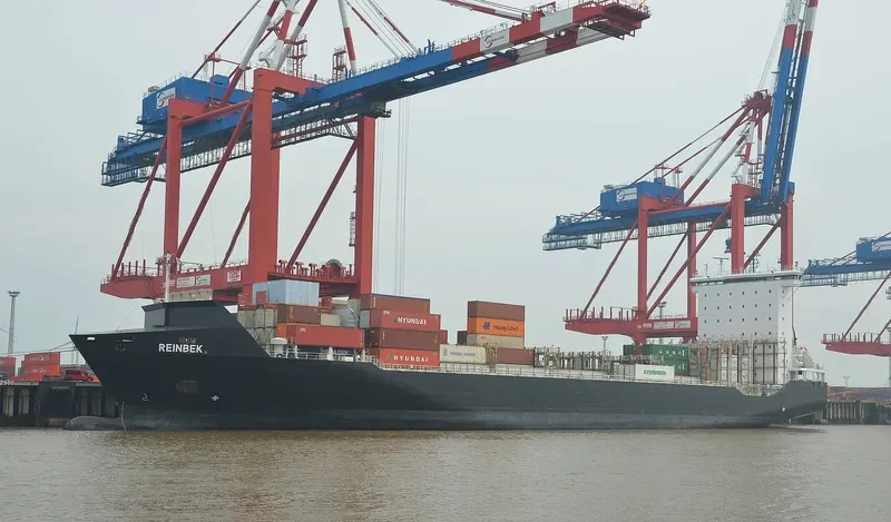 BALTIC FULMAR Container Ship IMO 9313204 photo 4