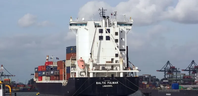 BALTIC FULMAR Container Ship IMO 9313204 photo 5