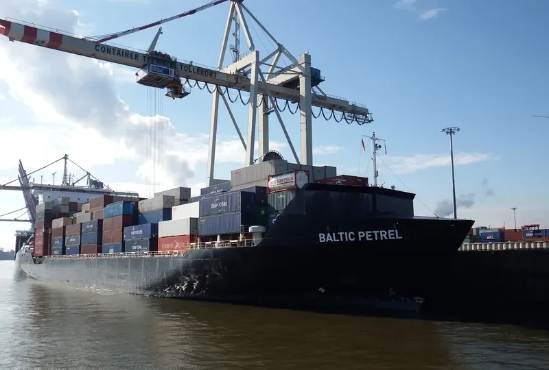 BALTIC PETREL Container Ship IMO 9313216 photo 10