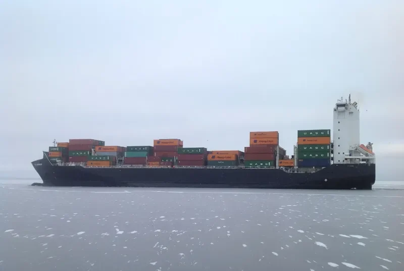BALTIC SHEARWATER Container Ship IMO 9313228