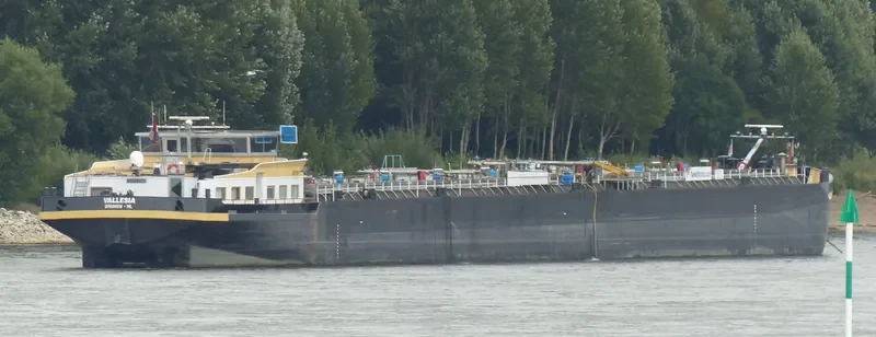 VOYAGE Tanker IMO 9313591 photo 8