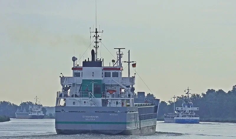 STEENBANK Container Ship IMO 9313876 photo 7