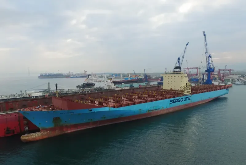 SEAGO ISTANBUL Container Ship IMO 9313943 photo 6