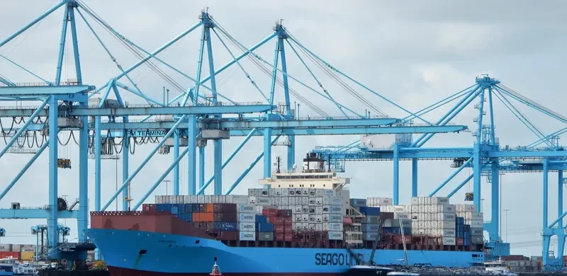 SEAGO PIRAEUS Container Ship IMO 9313955 photo 4