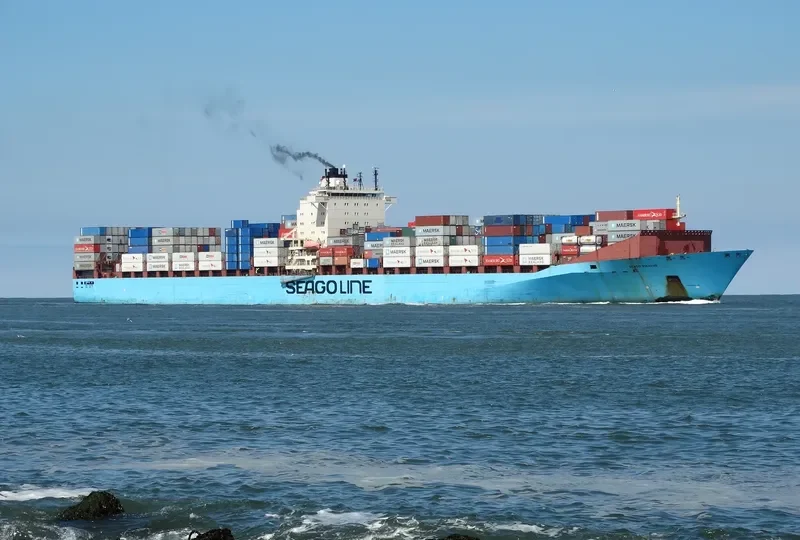 SEAGO PIRAEUS Container Ship IMO 9313955 photo 6