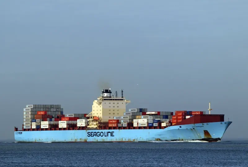 SEAGO BREMERHAVEN Container Ship IMO 9313967 photo 7